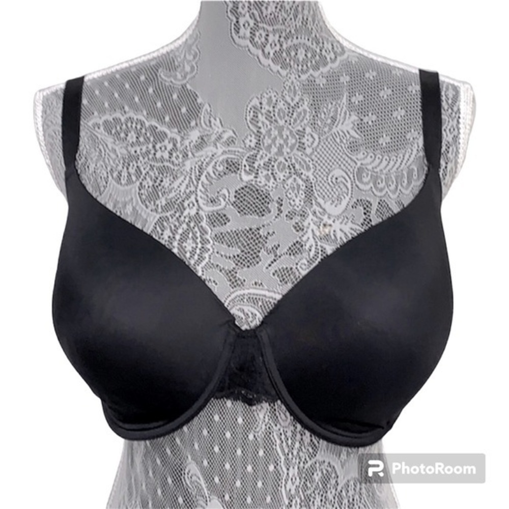 Bali‎ 36DD black converitable bra.  Padded with underwire.  EUC